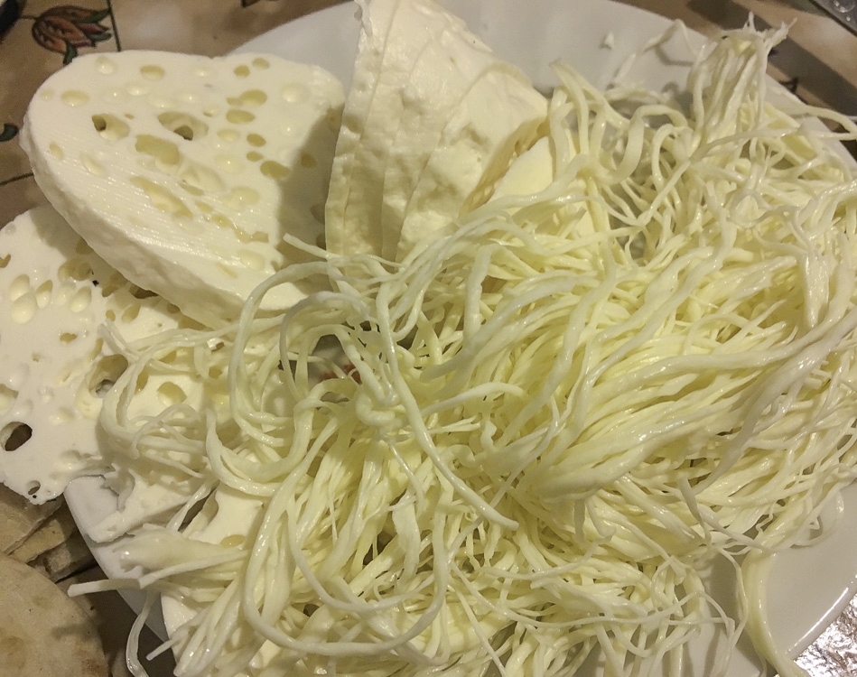 Как правильно коптить сыр косичка